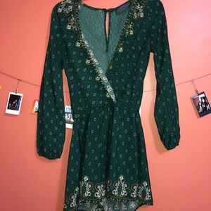 ROMPER SIZE SMALL GREEN TRIBAL PATTERN